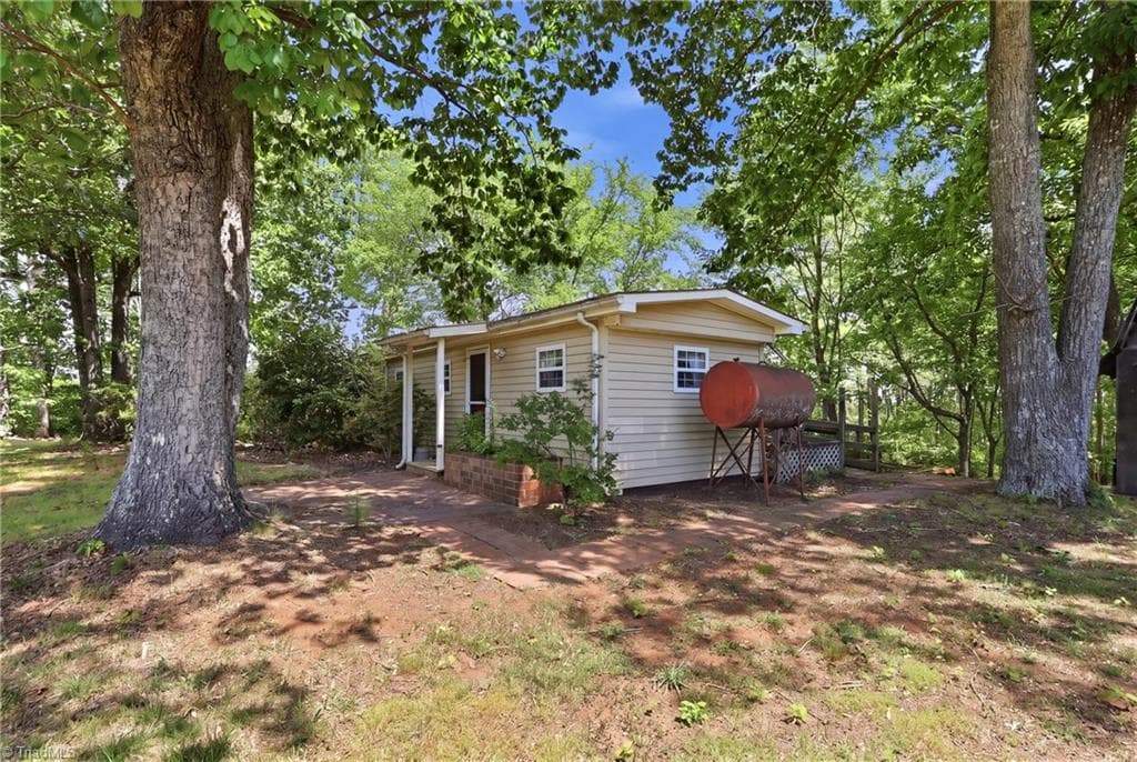 Manufactured Home at 2974 Cid Road, Lexington NC 27292, Lexington, photo 61 of 62