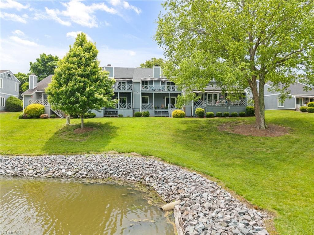 109 Pembrooke Ridge Court, Bermuda Run NC 27006
