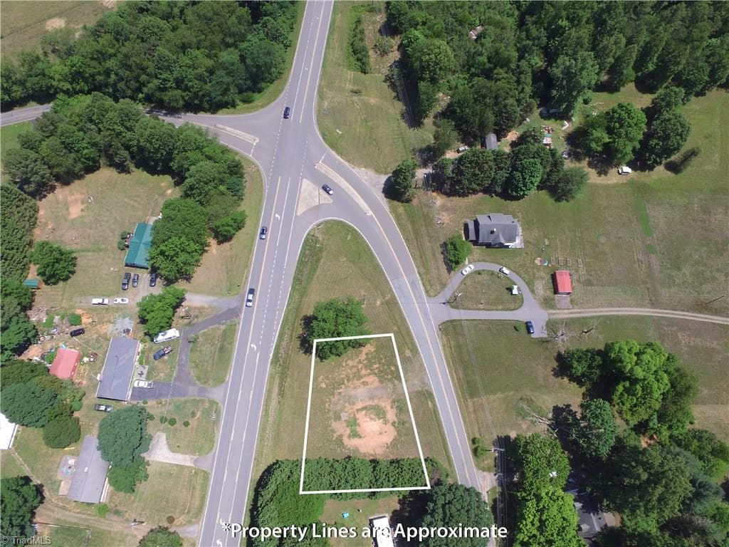 Remarks at 2493 Old Highway 21, State Road NC 28676, State Road, photo 14 of 14