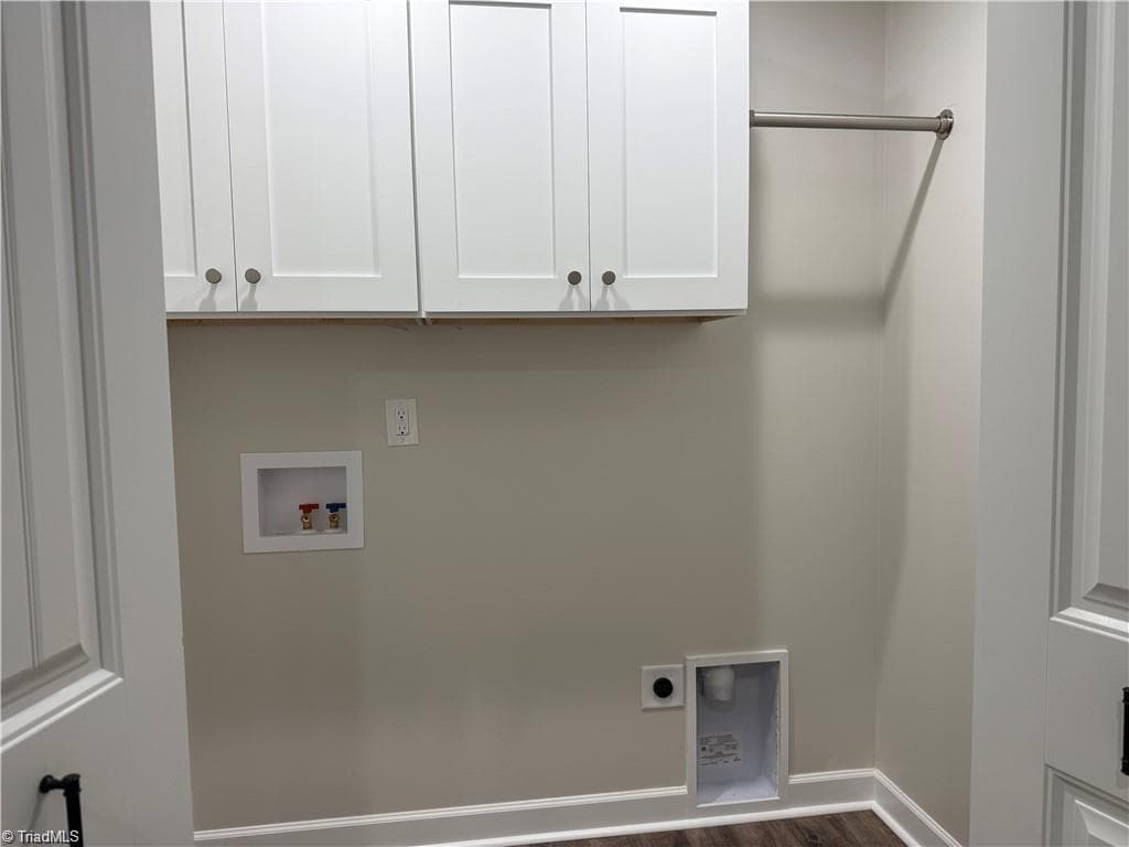 Stick/Site Built at 212 Holland Lane, Thomasville NC 27360, photo 12 of 16