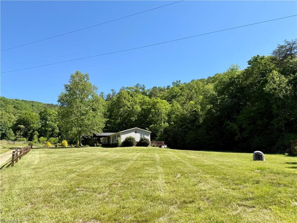 Manufactured Home at 1038 Blackburn Hollow Road, Purlear NC 28665, Purlear, photo 8 of 31