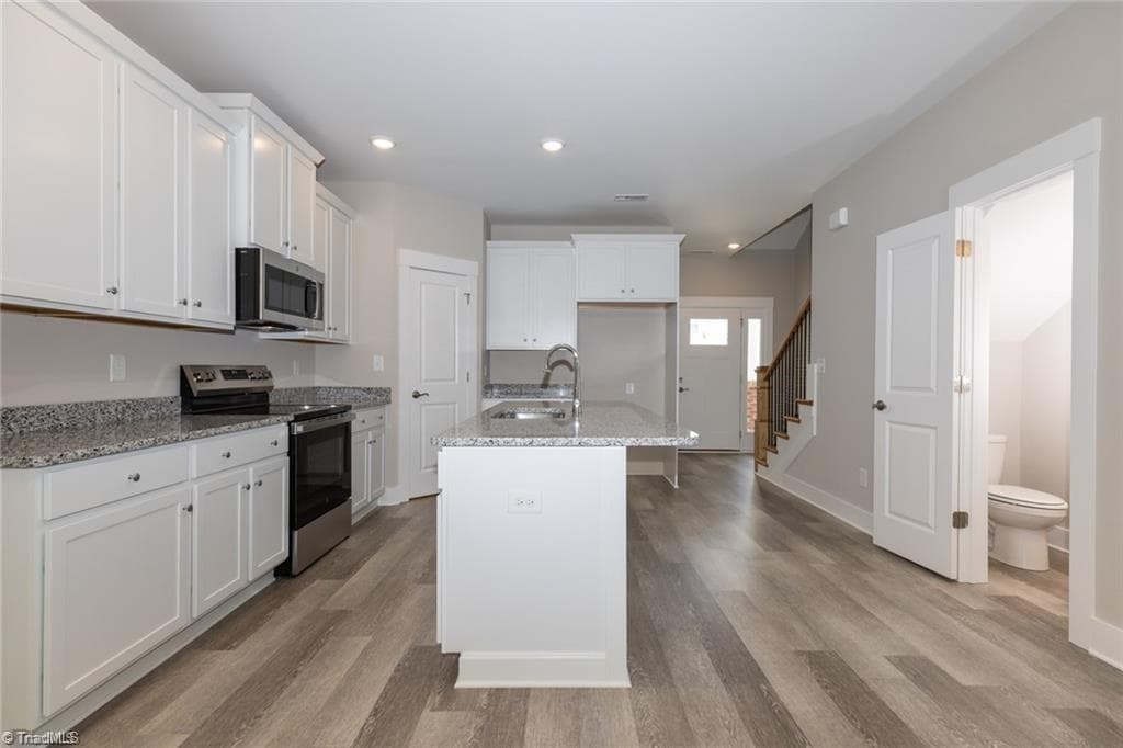 Stick/Site Built at 1737 OLD FIELDS Boulevard, Haw River NC 27258, photo 5 of 36
