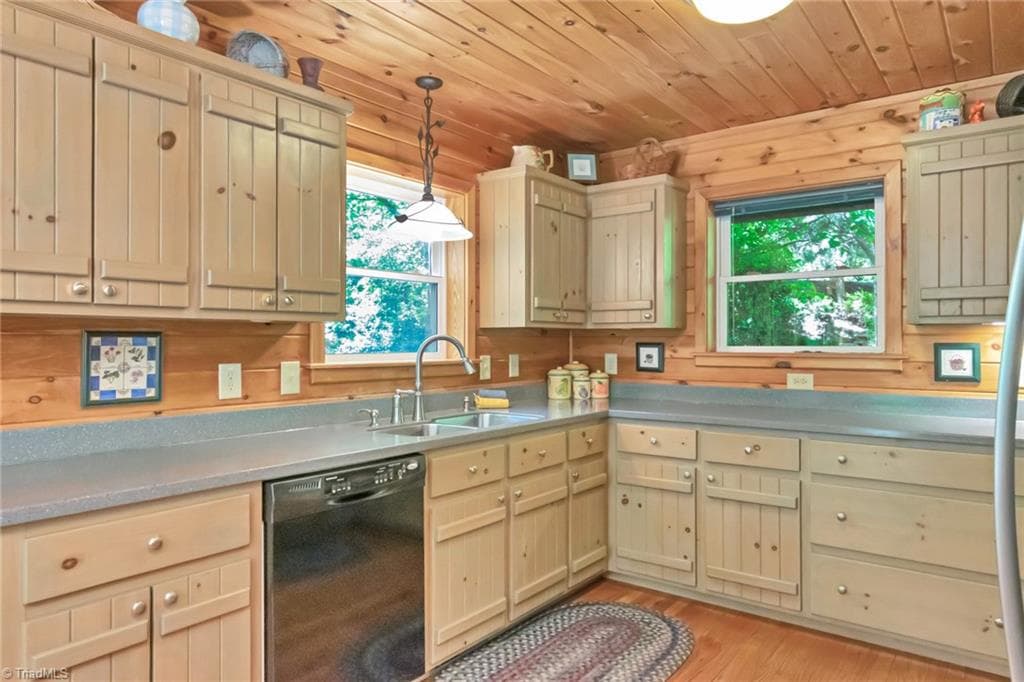 Stick/Site Built at 535 Obed Heights Drive, Moravian Falls NC 28654, photo 15 of 44