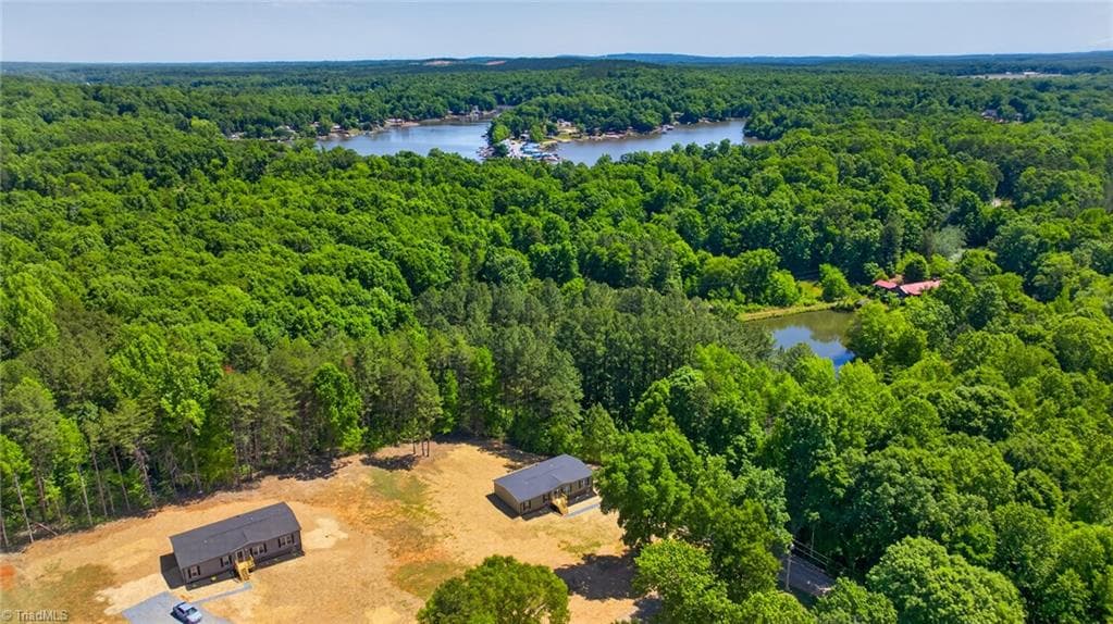 Manufactured Home at 170 Harvick Lane, Lexington NC 27292, Lexington, photo 42 of 43