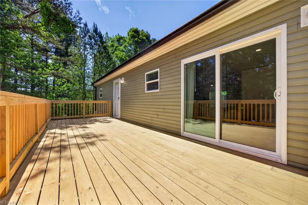 Manufactured Home at 170 Harvick Lane, Lexington NC 27292, Lexington, photo 34 of 43