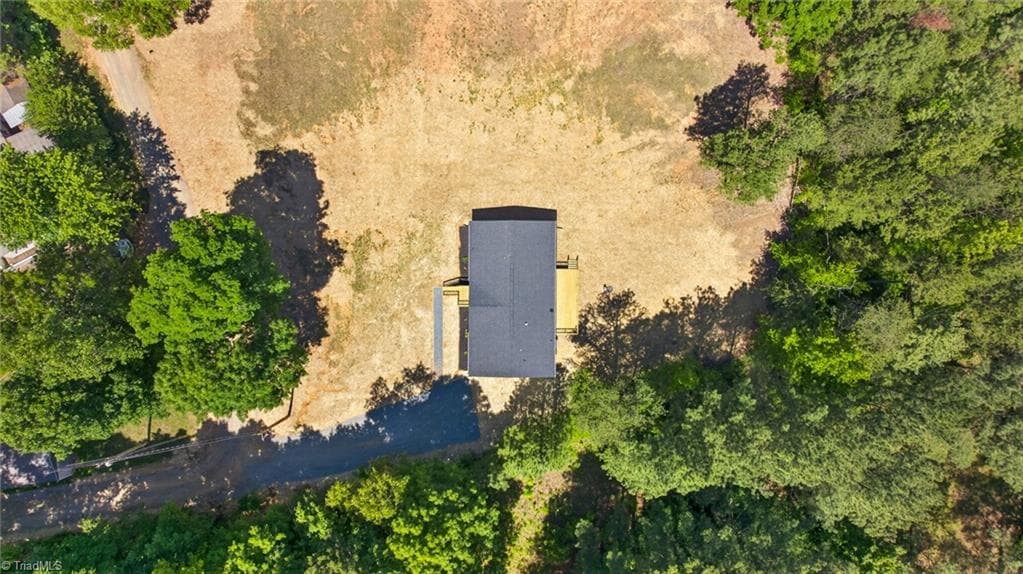 Manufactured Home at 170 Harvick Lane, Lexington NC 27292, Lexington, photo 40 of 43