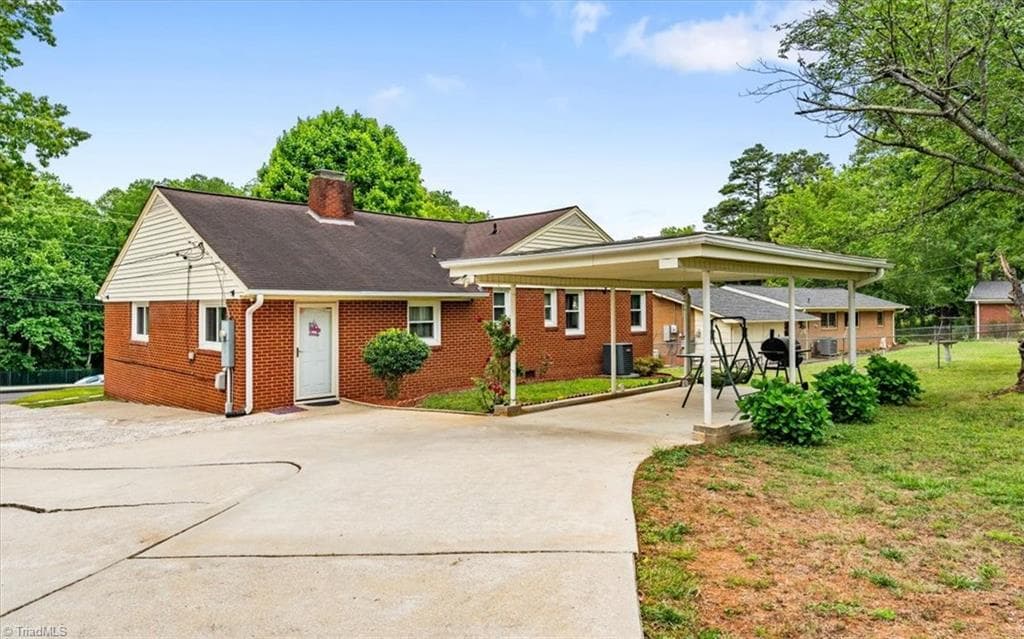 Stick/Site Built at 206 Forestrose Drive, Lexington NC 27295, photo 34 of 50