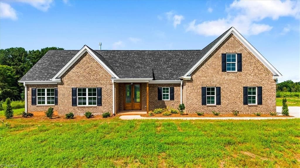 156 Greenhill Road, Mocksville NC 27028
