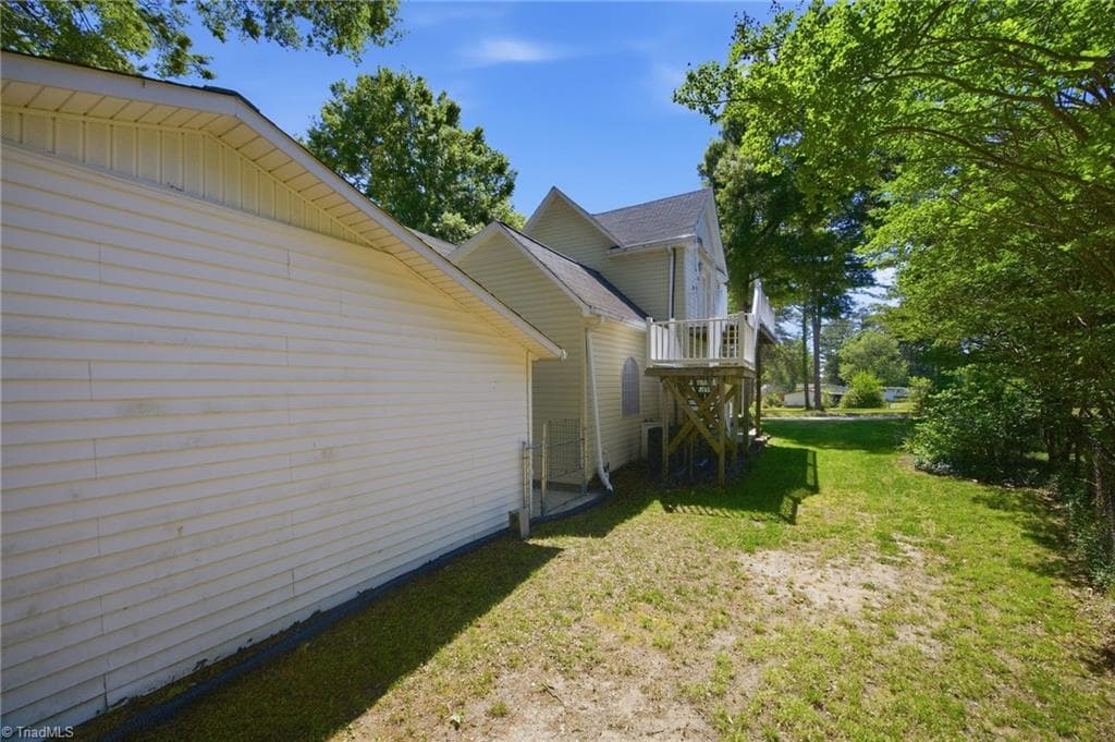 Stick/Site Built at 206 3rd Avenue, Taylorsville NC 28681, Taylorsville, photo 16 of 42