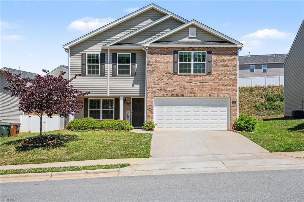 Stick/Site Built at 5105 Black Forest Drive, Greensboro NC 27405, photo 3 of 21