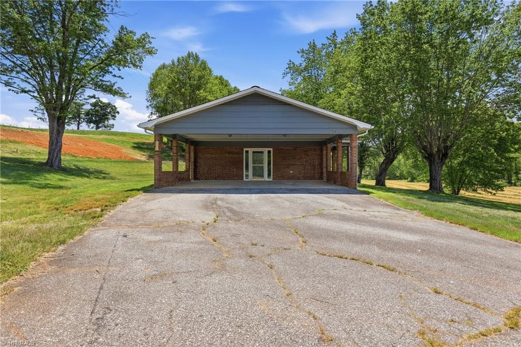 Stick/Site Built at 954-1 Parsonsville Road, Purlear NC 28665, Purlear, photo 6 of 45