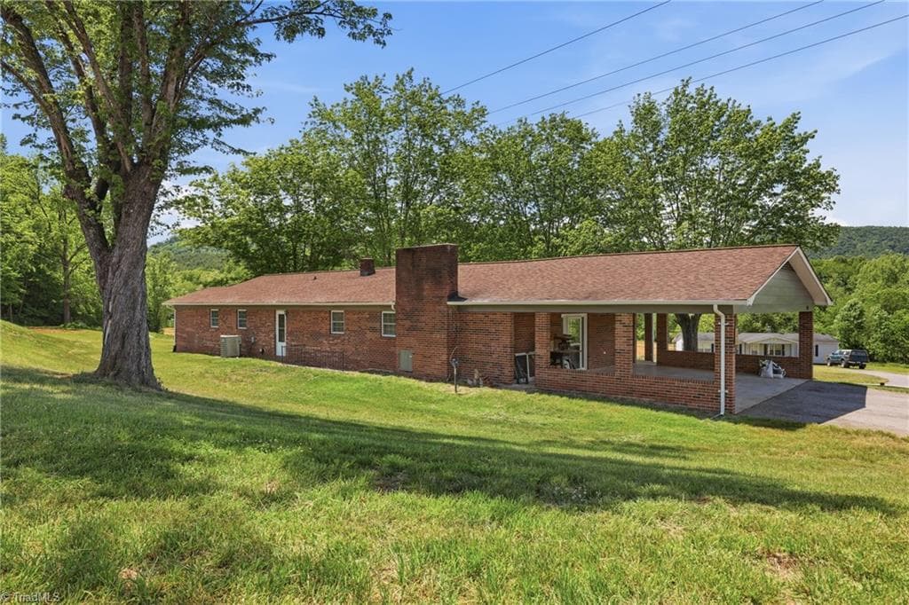 Stick/Site Built at 954-1 Parsonsville Road, Purlear NC 28665, Purlear, photo 13 of 45
