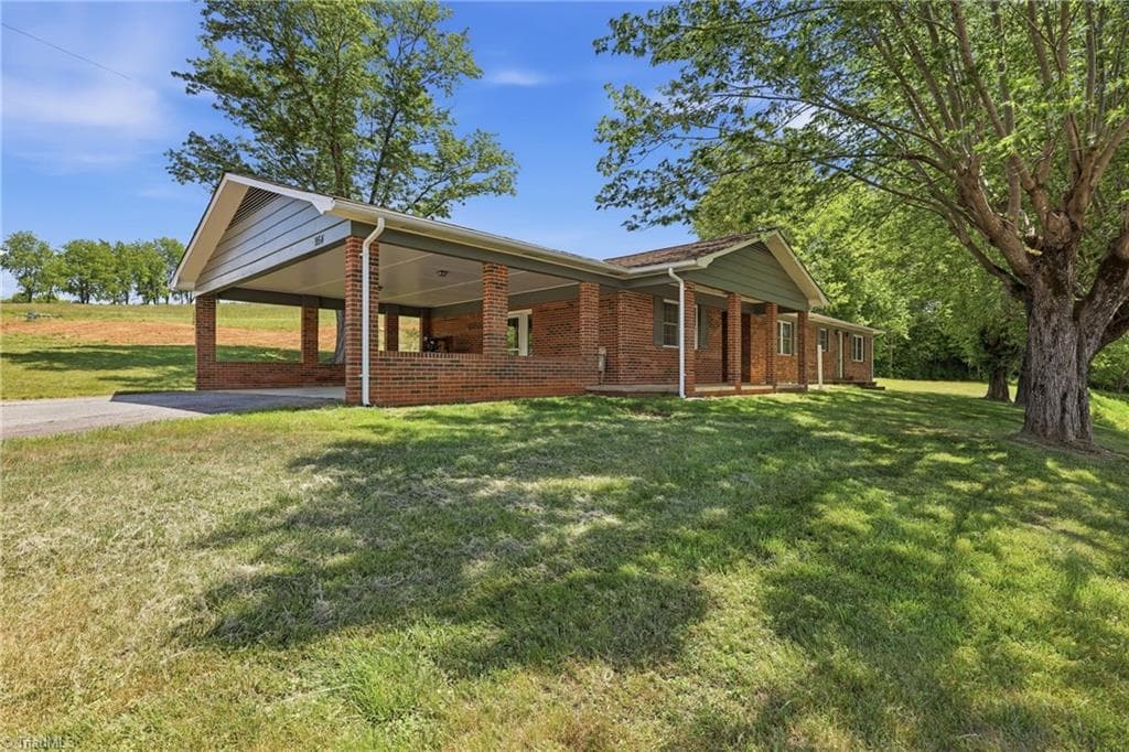 Stick/Site Built at 954-1 Parsonsville Road, Purlear NC 28665, Purlear, photo 7 of 45