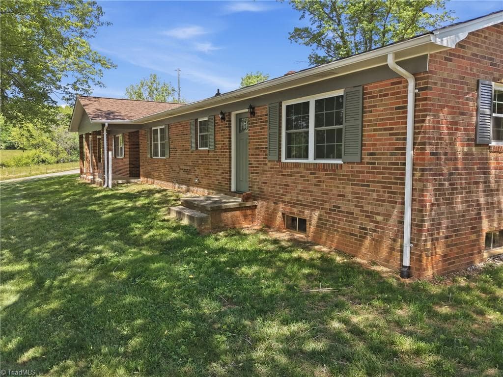 Stick/Site Built at 954-1 Parsonsville Road, Purlear NC 28665, Purlear, photo 4 of 45