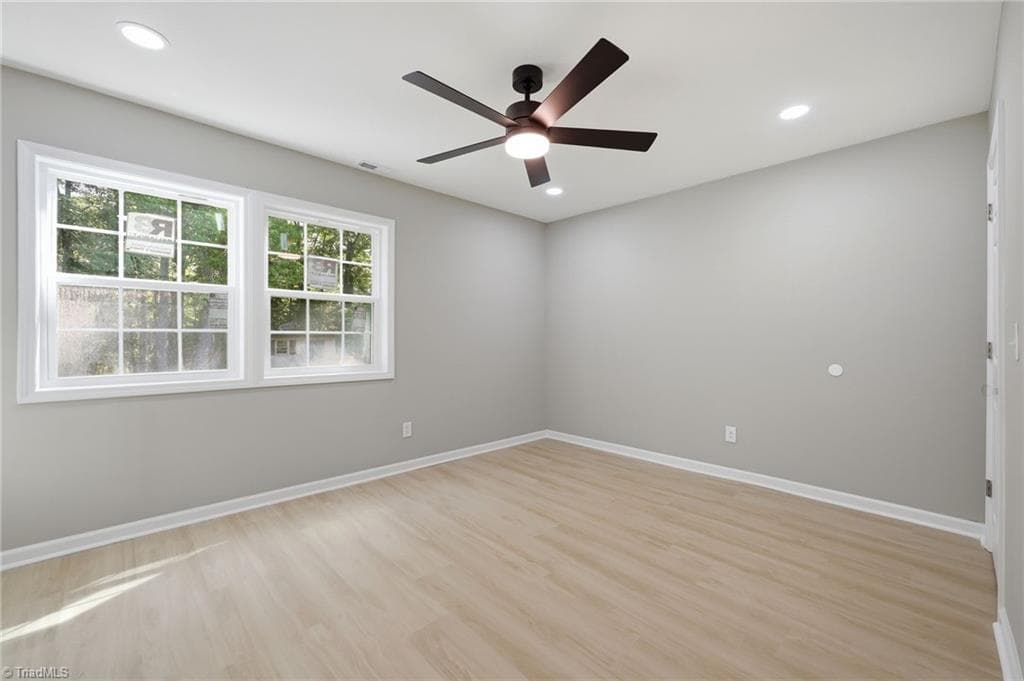 Stick/Site Built at 1930 Middlewood Court, High Point NC 27265, photo 30 of 40