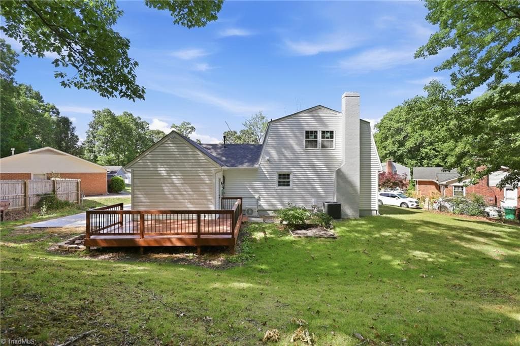 Stick/Site Built at 1930 Middlewood Court, High Point NC 27265, photo 34 of 40