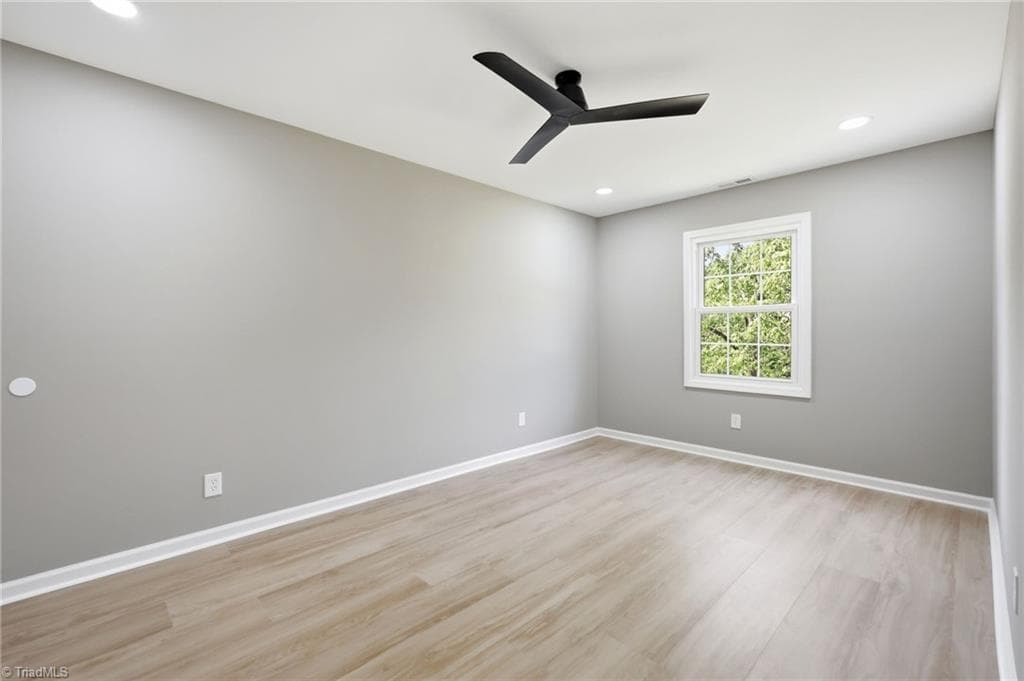 Stick/Site Built at 1930 Middlewood Court, High Point NC 27265, photo 25 of 40