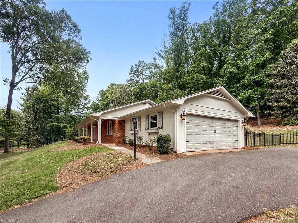 Stick/Site Built at 1011 Westmont Drive, Asheboro NC 27205, photo 3 of 28