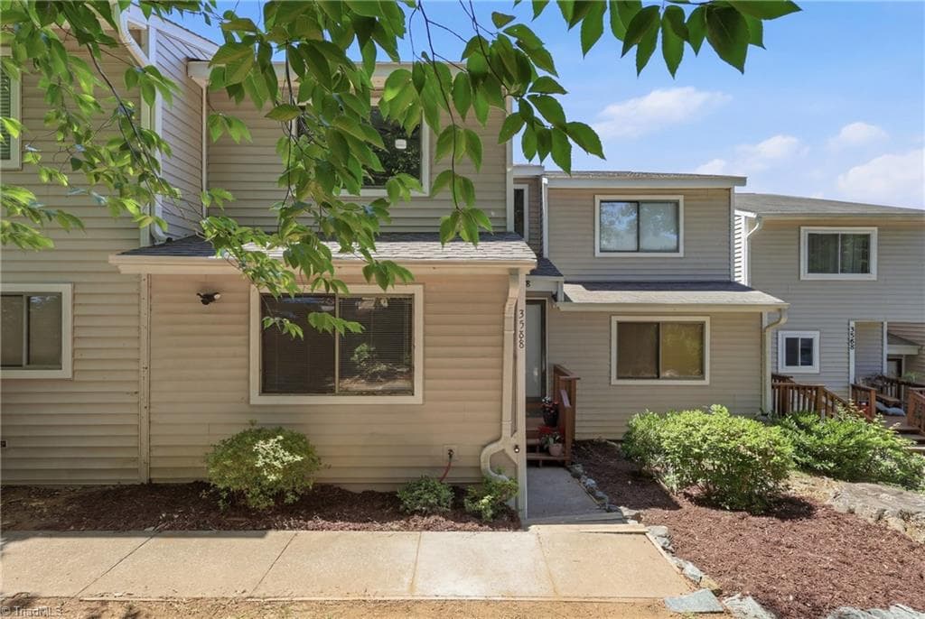 Stick/Site Built at 3588 Heathrow Drive, Winston-Salem NC 27127, Winston-Salem, photo 2 of 28