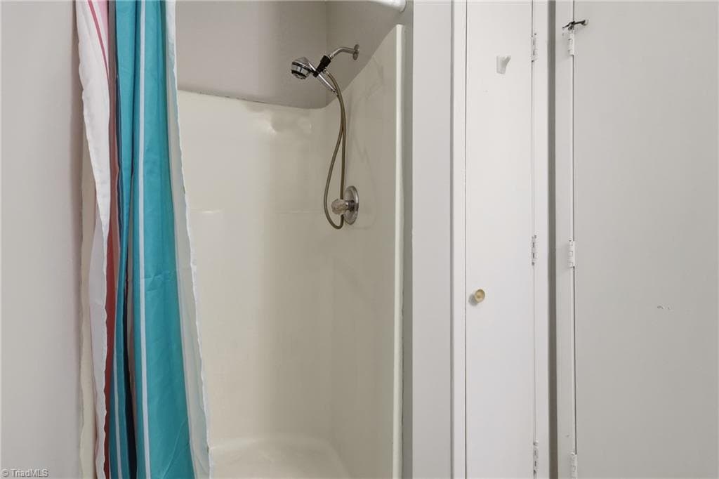 Stick/Site Built at 3588 Heathrow Drive, Winston-Salem NC 27127, Winston-Salem, photo 19 of 28