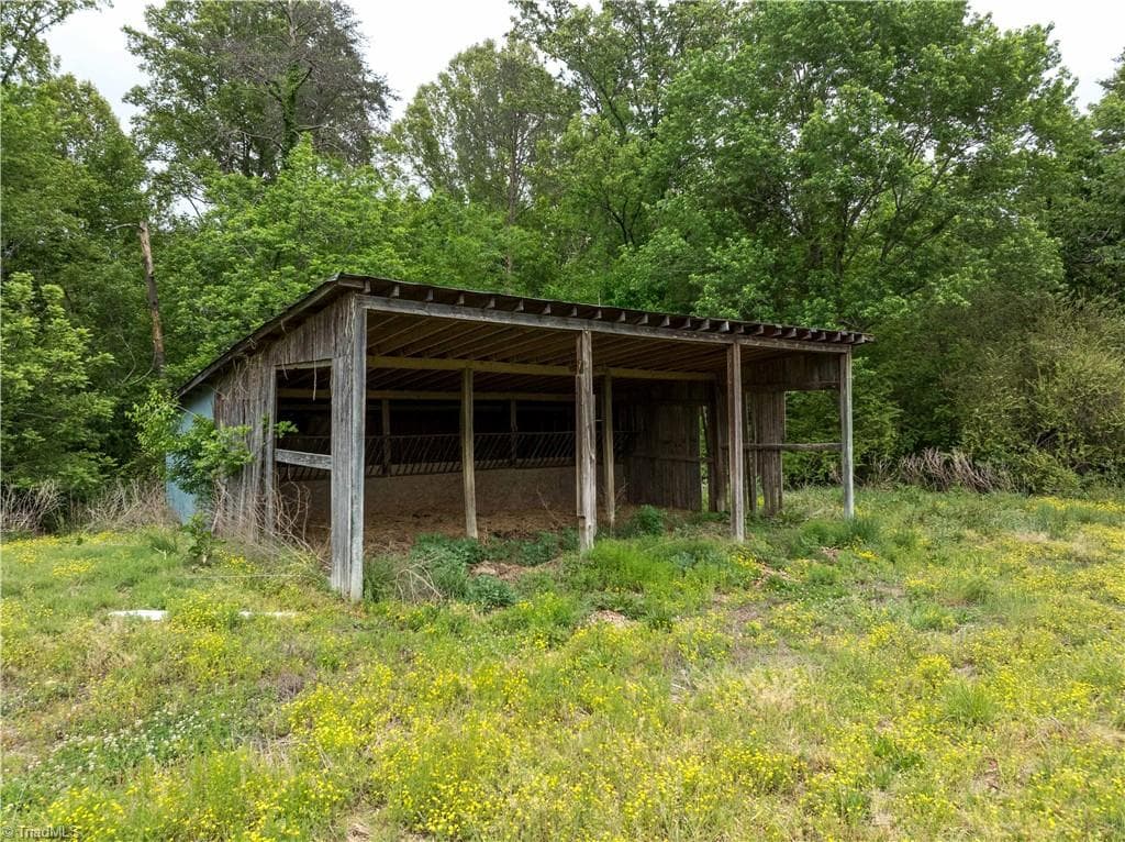 Agriculture at 4275 Grubbs Road, Walkertown NC 27051, photo 7 of 16