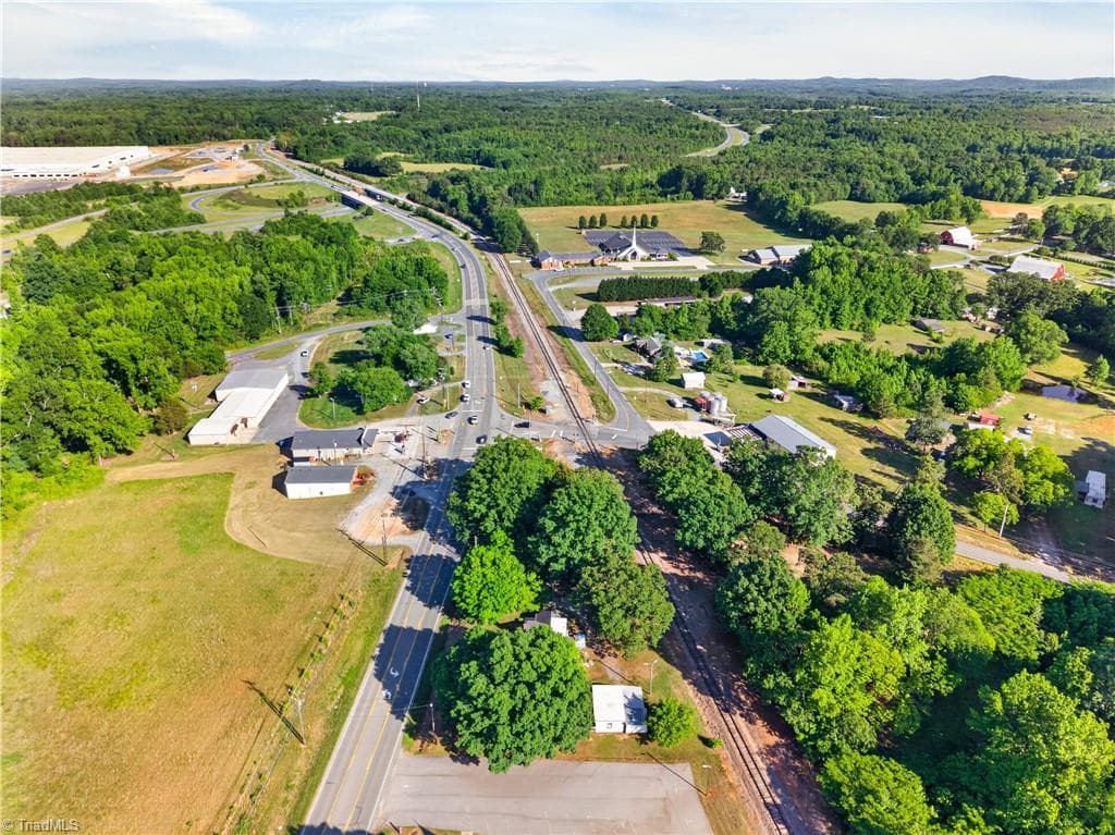 Remarks at 5717 US Highway 311, Sophia NC 27350, Sophia, photo 8 of 13