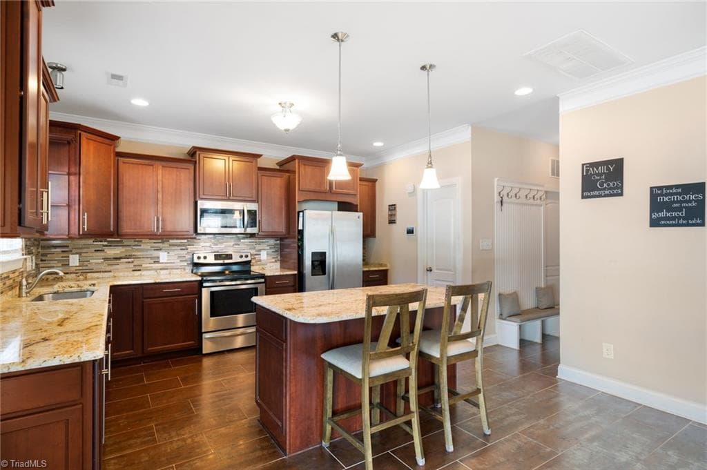 Stick/Site Built at 2506 Copperleaf Court, High Point NC 27265, photo 7 of 36