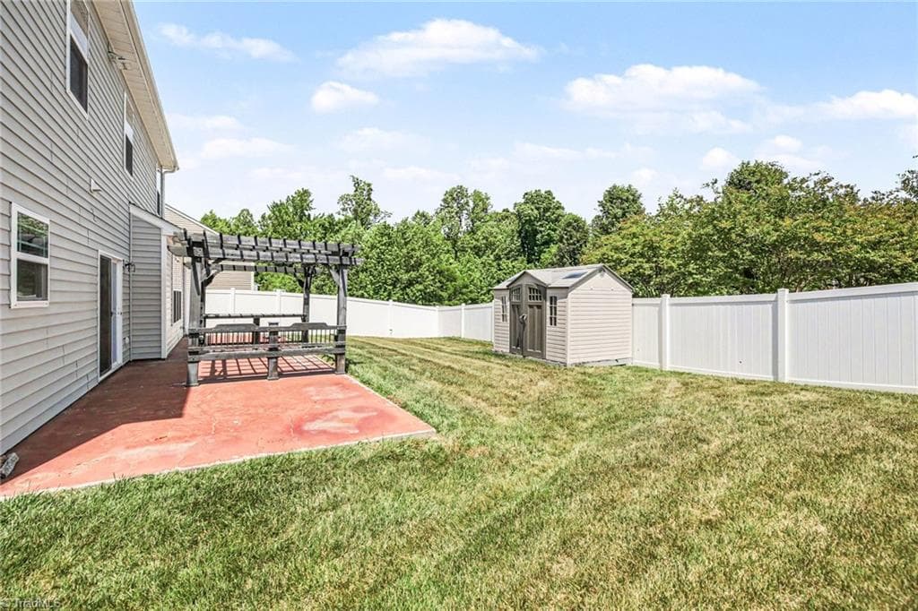Stick/Site Built at 2506 Copperleaf Court, High Point NC 27265, photo 31 of 36