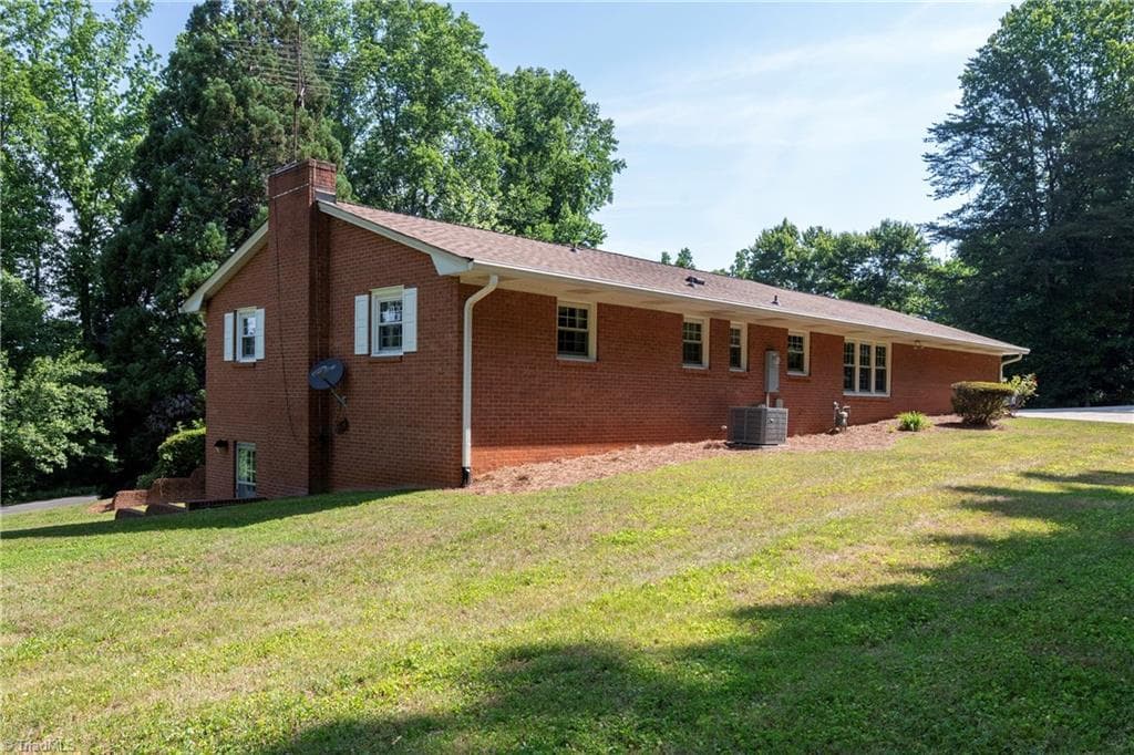 Stick/Site Built at 197 Elm Street, Mocksville NC 27028, photo 7 of 39