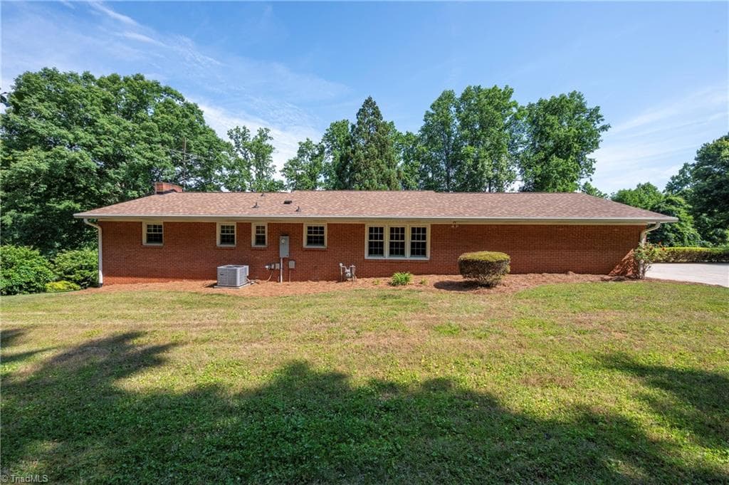 Stick/Site Built at 197 Elm Street, Mocksville NC 27028, photo 8 of 39