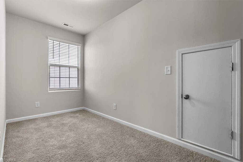 Stick/Site Built at 3887 Copperfield Court, High Point NC 27265, photo 34 of 44