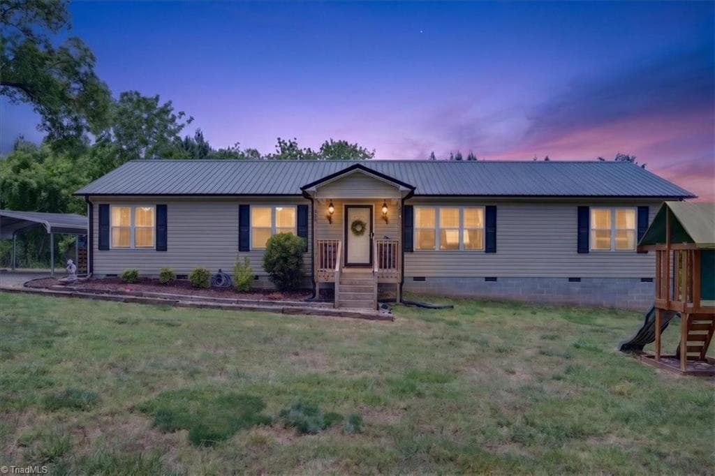 567 Godbey Road, Mocksville NC 27028