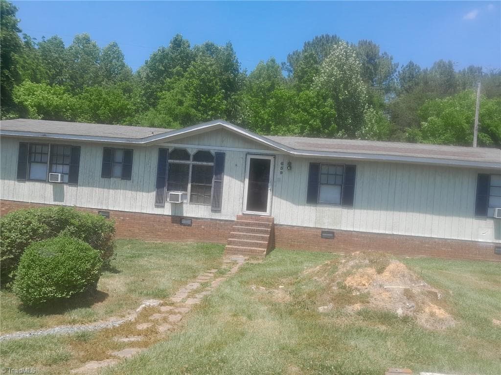 659 NC Highway 49 N, Ramseur NC 27316