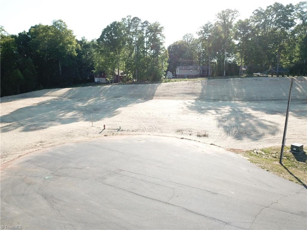 Single Family Residence at 210 Flagstone Drive, King NC 27021, photo 2 of 2