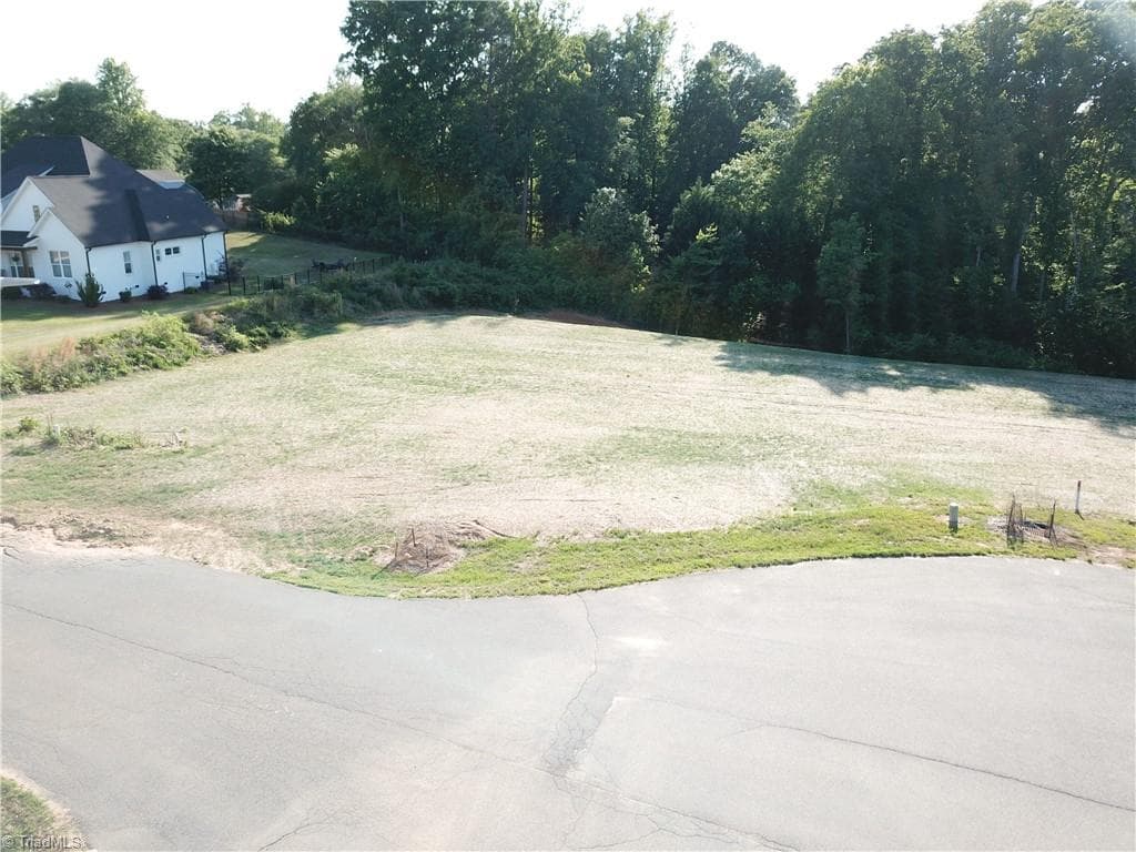 Single Family Residence at 113 Sandstone Drive, King NC 27021, photo 2 of 3