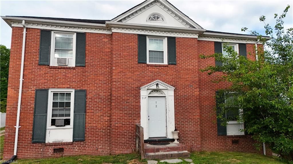 Apartment at 517 Willow Street, Mount Airy NC 27030, photo 23 of 24