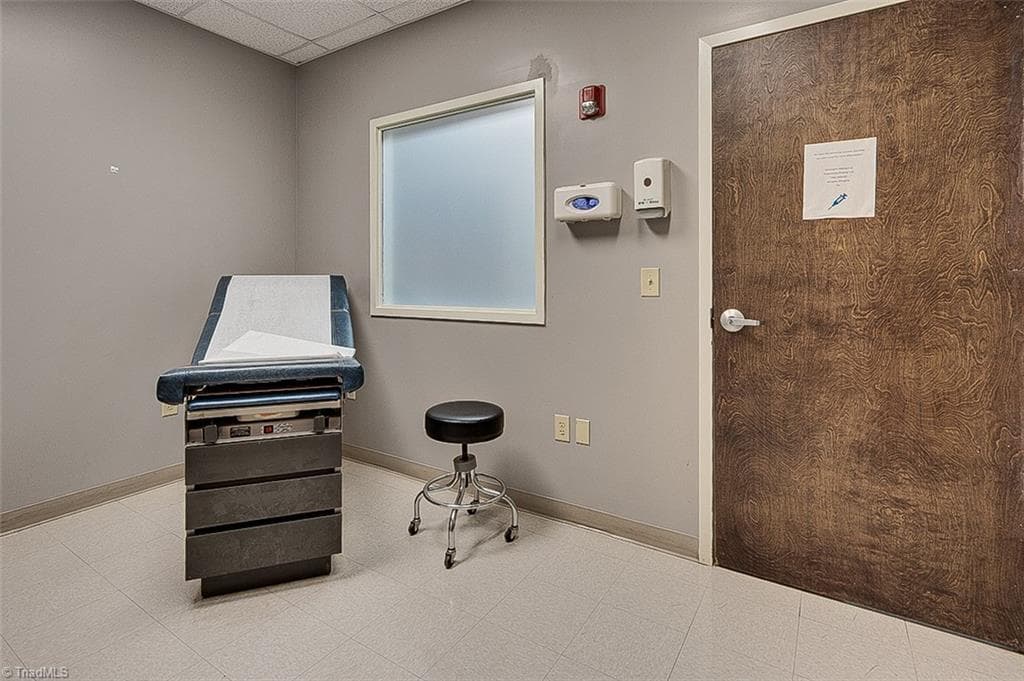 Medical at 610 N Fayetteville Street # 100, Asheboro NC 27203, Asheboro, photo 25 of 98