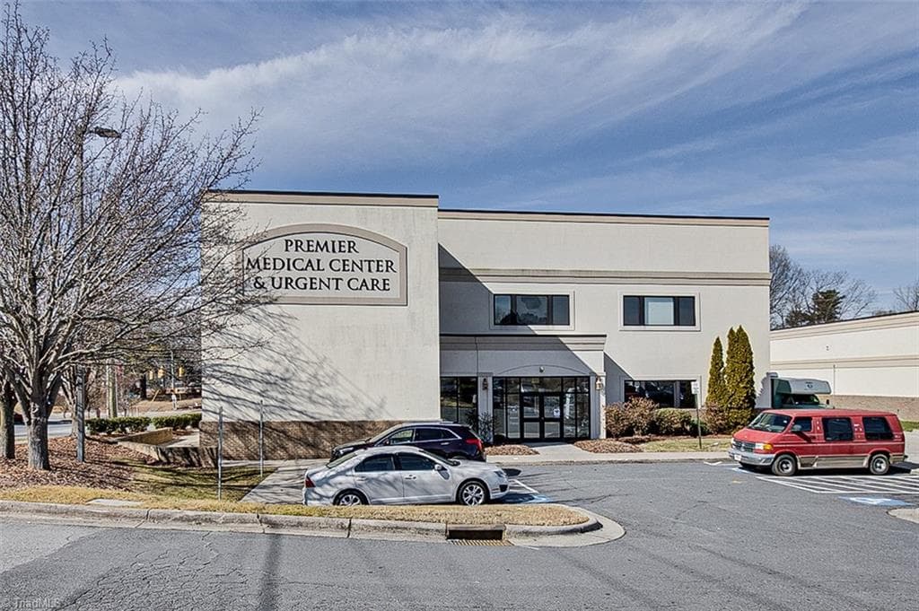 Medical at 610 N Fayetteville Street # 100, Asheboro NC 27203, Asheboro, photo 5 of 98
