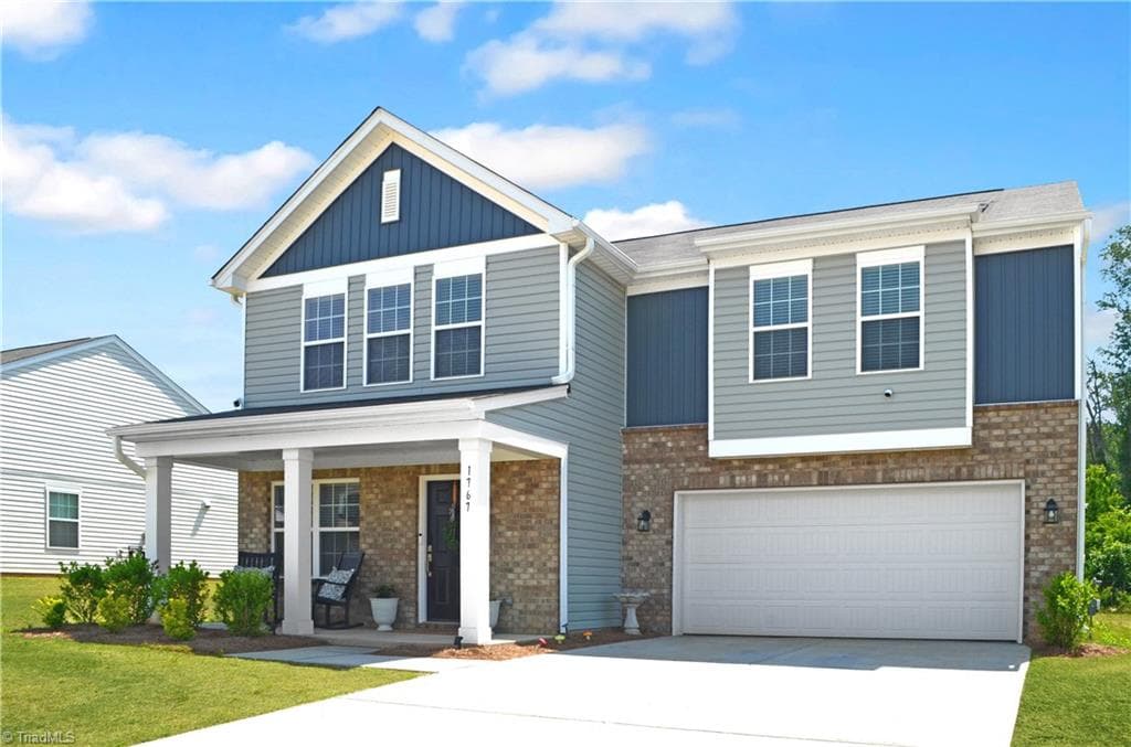 Stick/Site Built at 1767 Mallard Drive, Kernersville NC 27284, photo 2 of 30