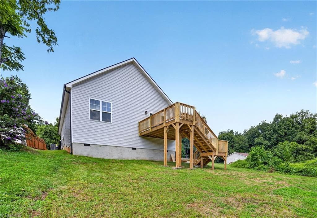 Stick/Site Built at 1313 Kearns Alley, High Point NC 27260, photo 10 of 42