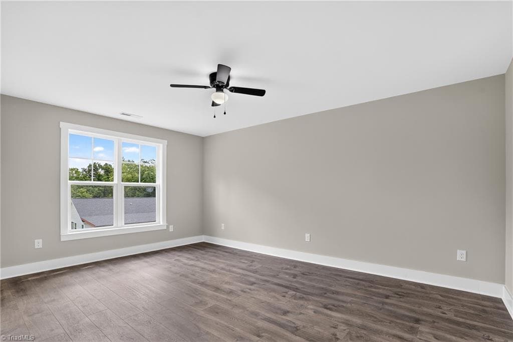 Stick/Site Built at 1313 Kearns Alley, High Point NC 27260, photo 19 of 42