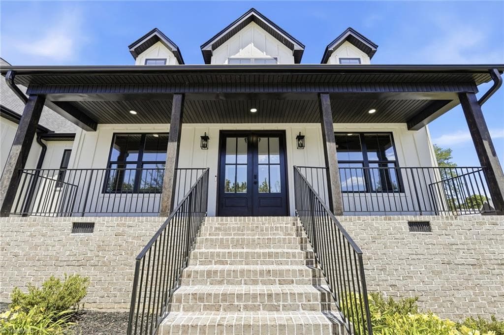 7606 Monty Drive, Kernersville NC 27284