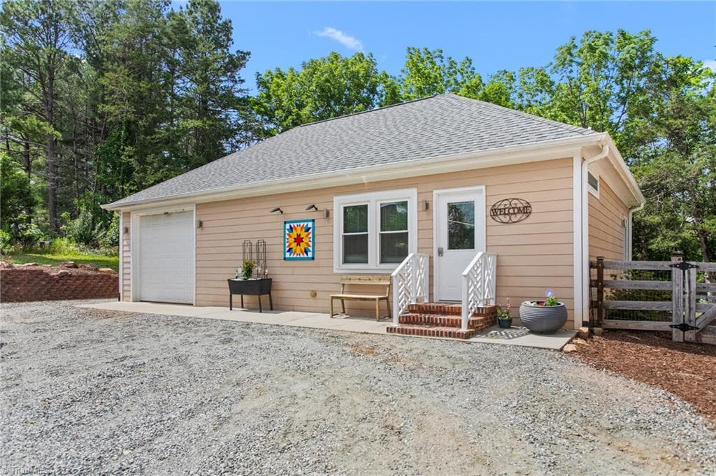 Stick/Site Built at 2648 Millbrook Drive, Haw River NC 27258, photo 36 of 50