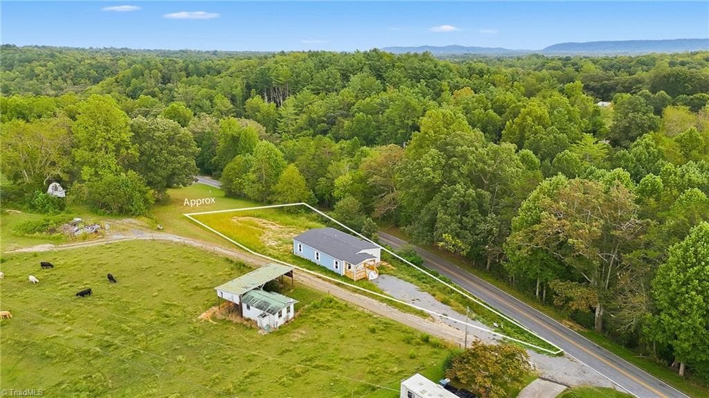Manufactured Home at 1347 LITTLE ELKIN Church Road, Ronda NC 28670, photo 35 of 38