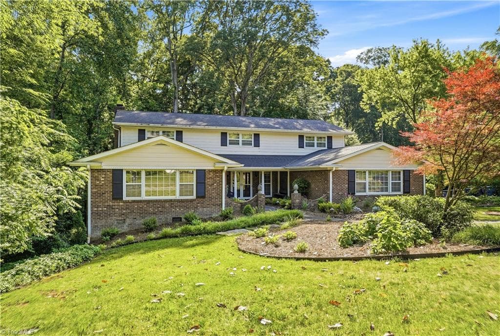 Stick/Site Built at 612 Hertford Road, Winston-Salem NC 27104, Winston-Salem, photo 2 of 48