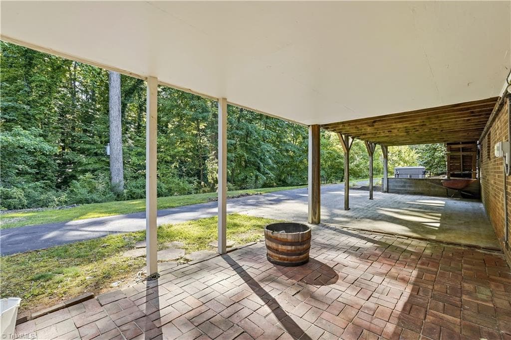 Stick/Site Built at 612 Hertford Road, Winston-Salem NC 27104, Winston-Salem, photo 45 of 48
