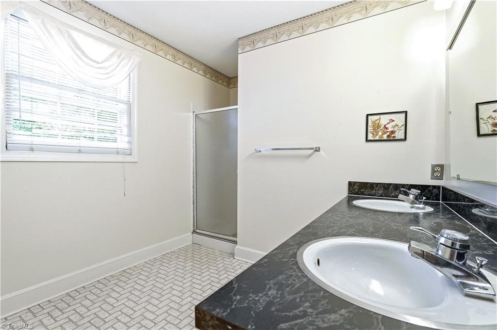 Stick/Site Built at 612 Hertford Road, Winston-Salem NC 27104, Winston-Salem, photo 35 of 48