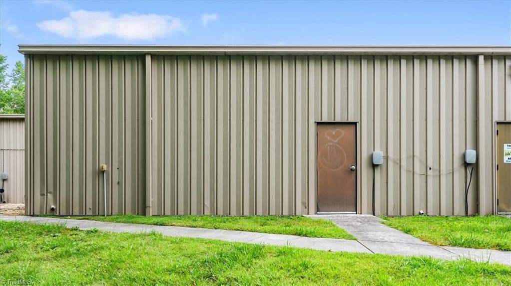 Office at 562 Valley Road # 107, Mocksville NC 27028, photo 3 of 17