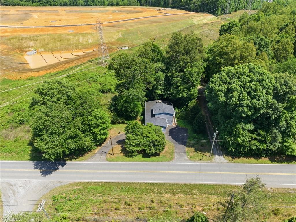 Stick/Site Built at 4701 New Walkertown Road, Walkertown NC 27051, Walkertown, photo 38 of 42