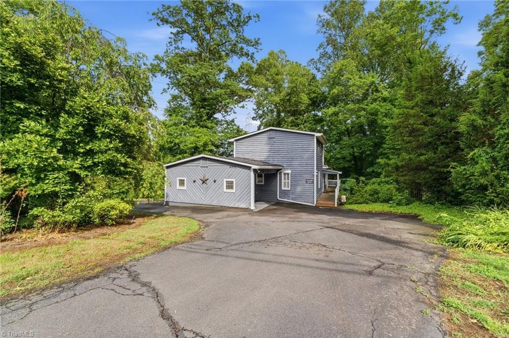 Stick/Site Built at 4701 New Walkertown Road, Walkertown NC 27051, Walkertown, photo 33 of 42